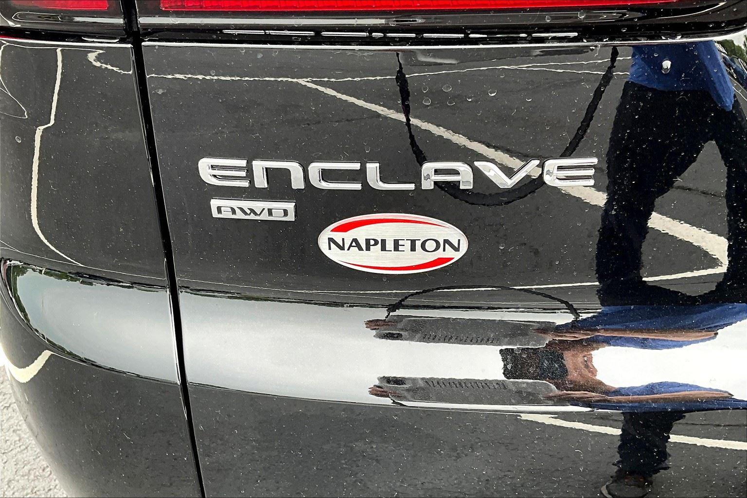 2025 Buick Enclave Preferred photo 8