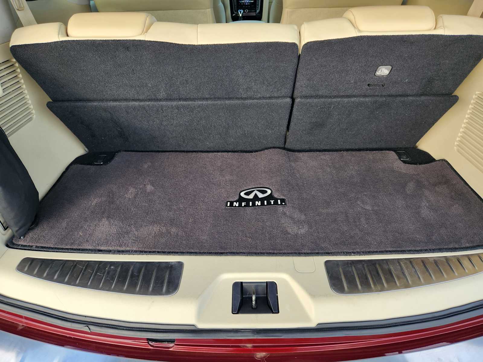 2020 Infiniti QX80 Luxe photo 30