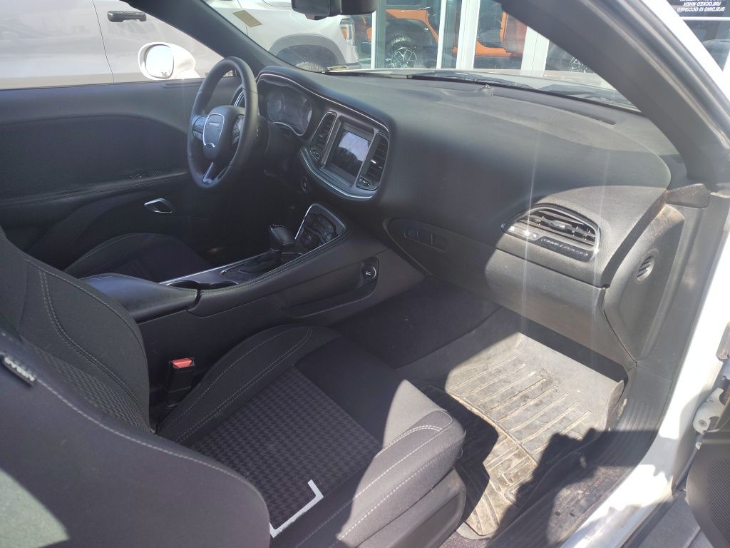 2018 Dodge Challenger SXT photo 10