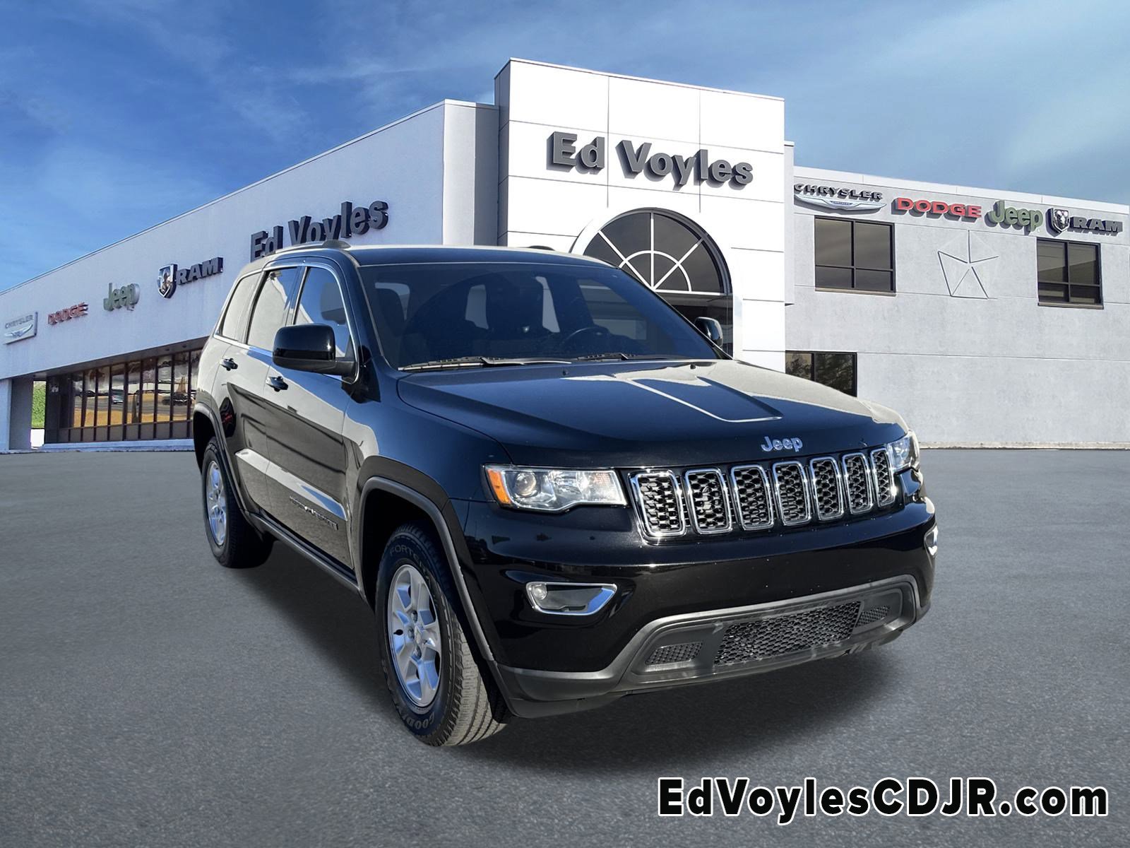 2017 Jeep Grand Cherokee Laredo E's photo