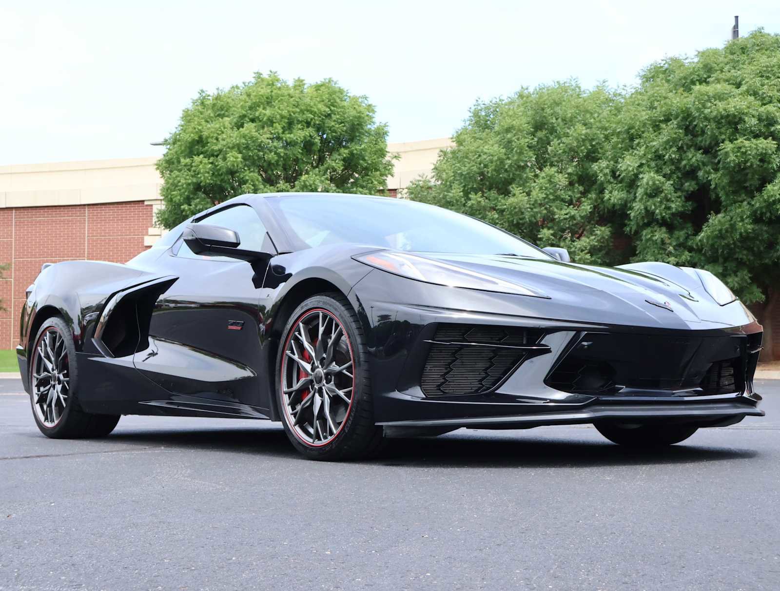 2023 Chevrolet Corvette Stingray 3LT photo 2