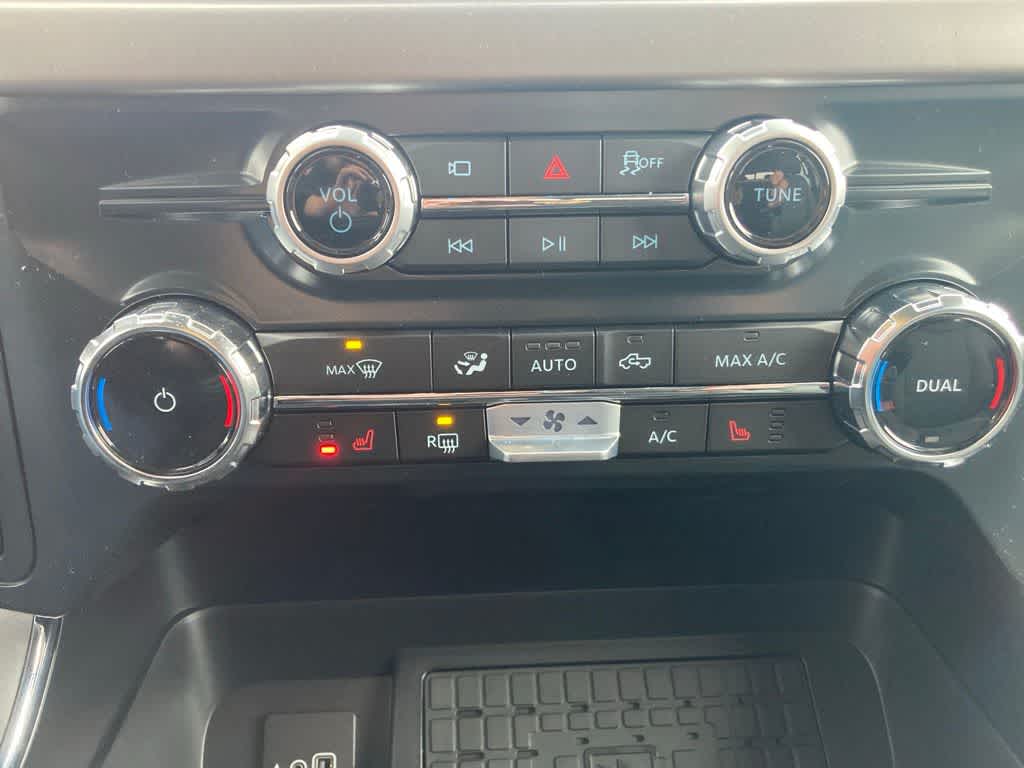 2025 Ford F-150 XLT photo 26