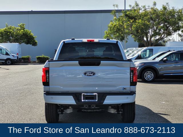2025 Ford F-150 Lightning XLT photo 6