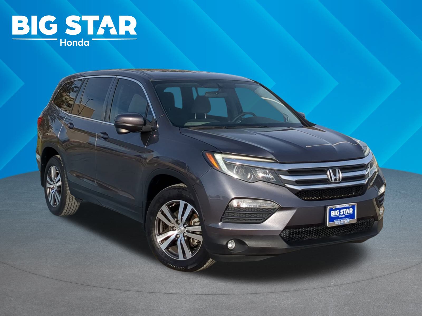 2017 Honda Pilot EX's photo