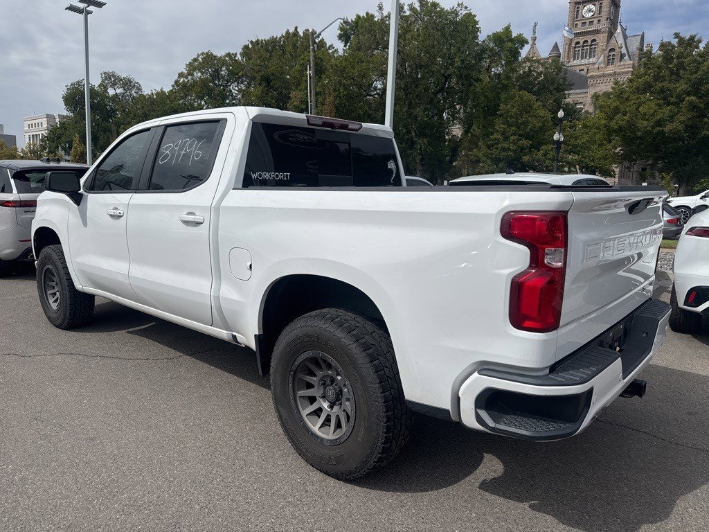 2020 Chevrolet Silverado 1500 RST photo 2