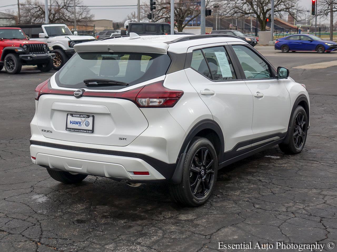 2024 NISSAN KICKS - Image 6