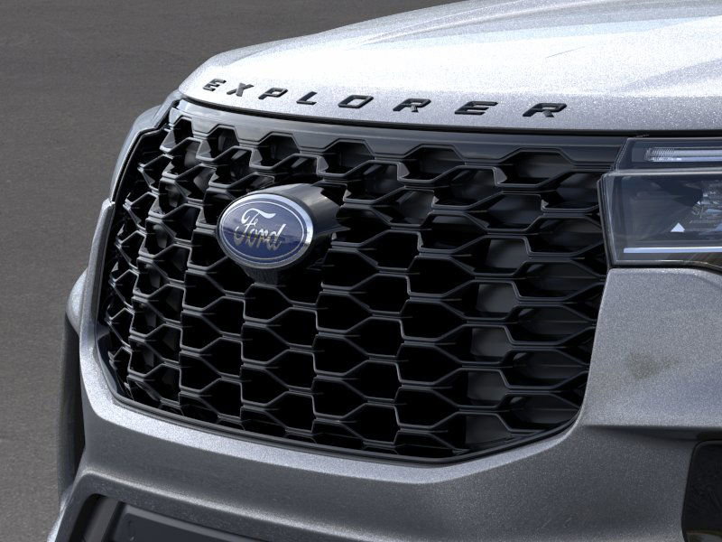 2025 Ford Explorer ST-Line photo 15