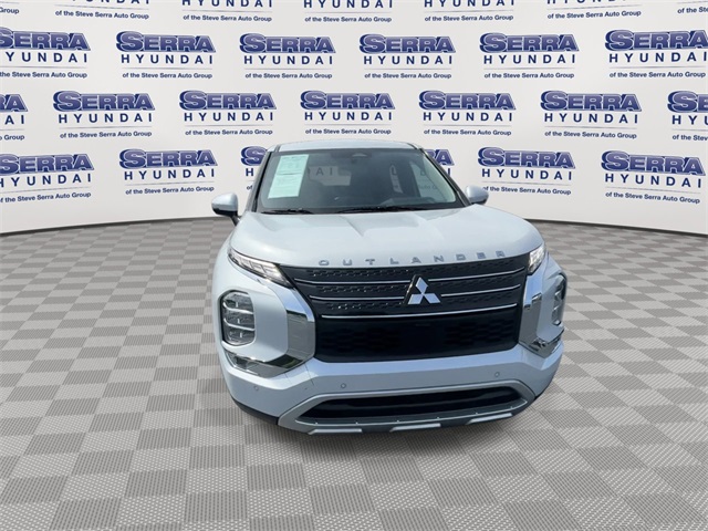 2024 Mitsubishi Outlander SE photo 4