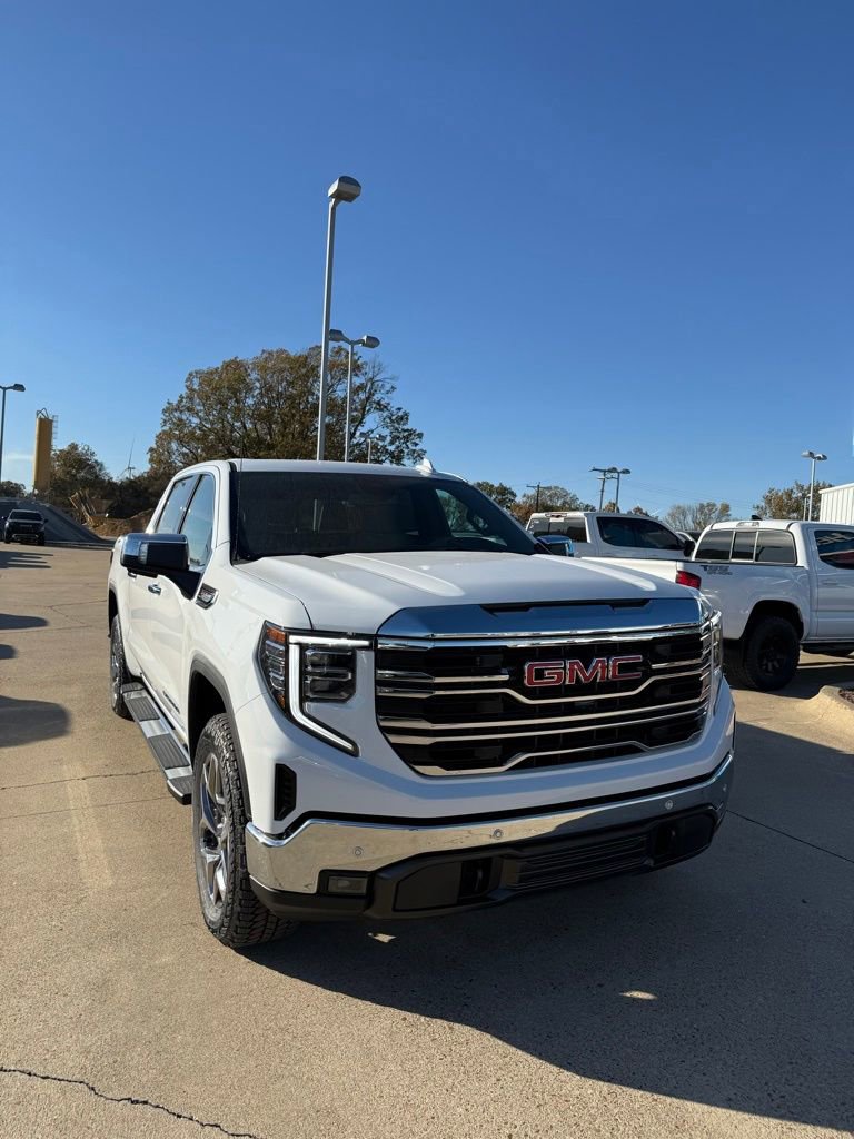 2026 Gmc Sierra 1500 SLT photo 4