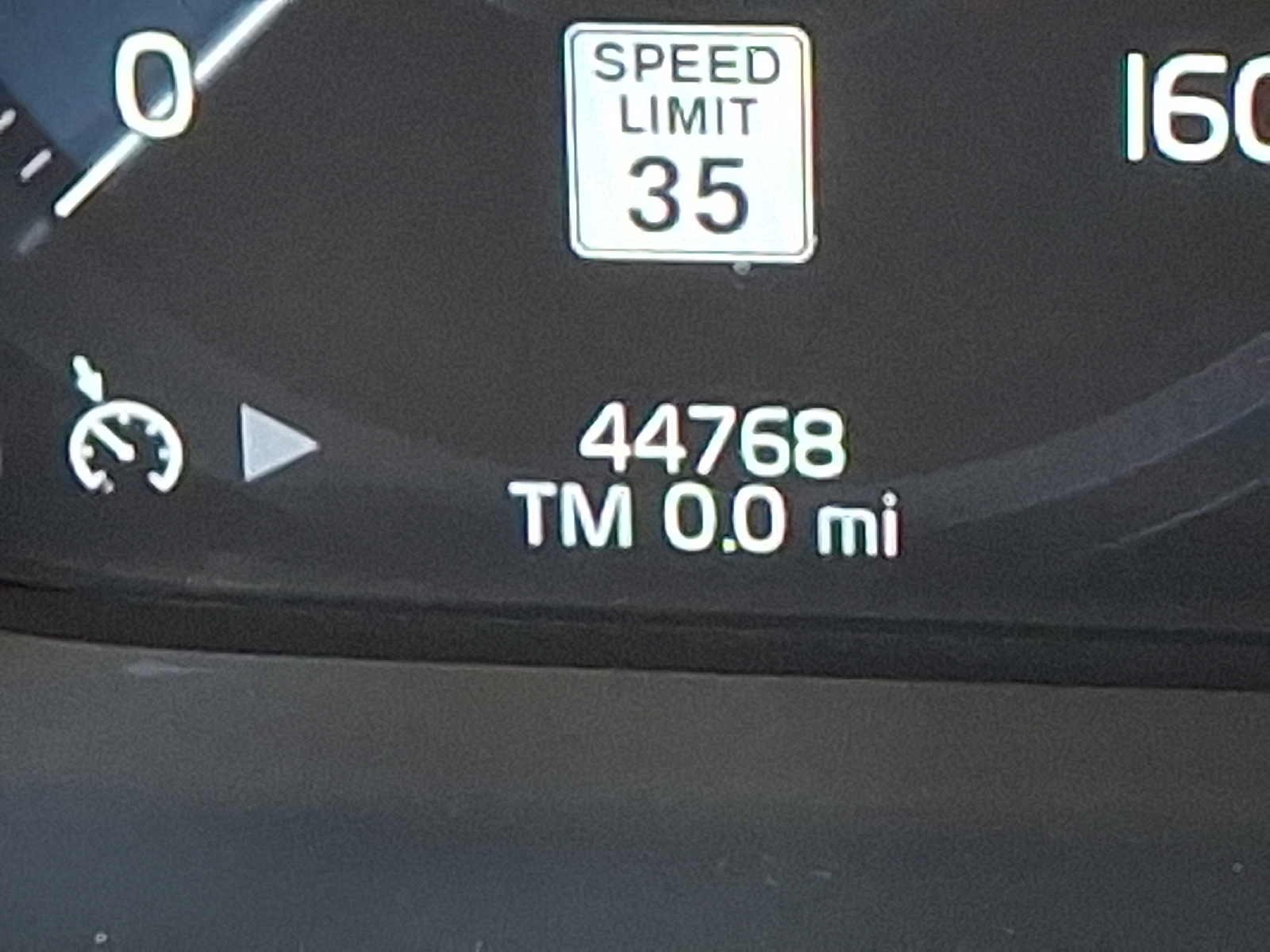 2020 Volvo XC60 Momentum photo 2