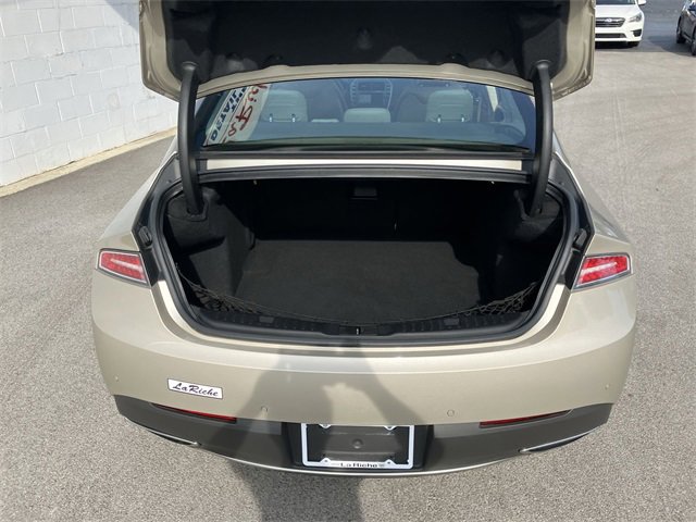 2017 Lincoln MKZ Reserve photo 18