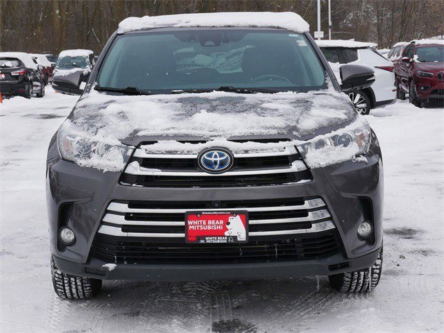Used 2018 Toyota Highlander Limited Platinum with VIN 5TDDGRFH5JS038711 for sale in White Bear Lake, Minnesota