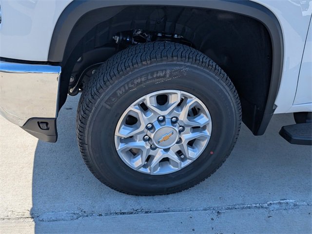 2026 Chevrolet Silverado 2500HD LTZ photo 4