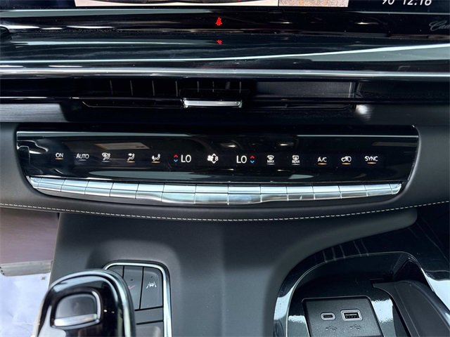 2023 Cadillac Escalade photo 22