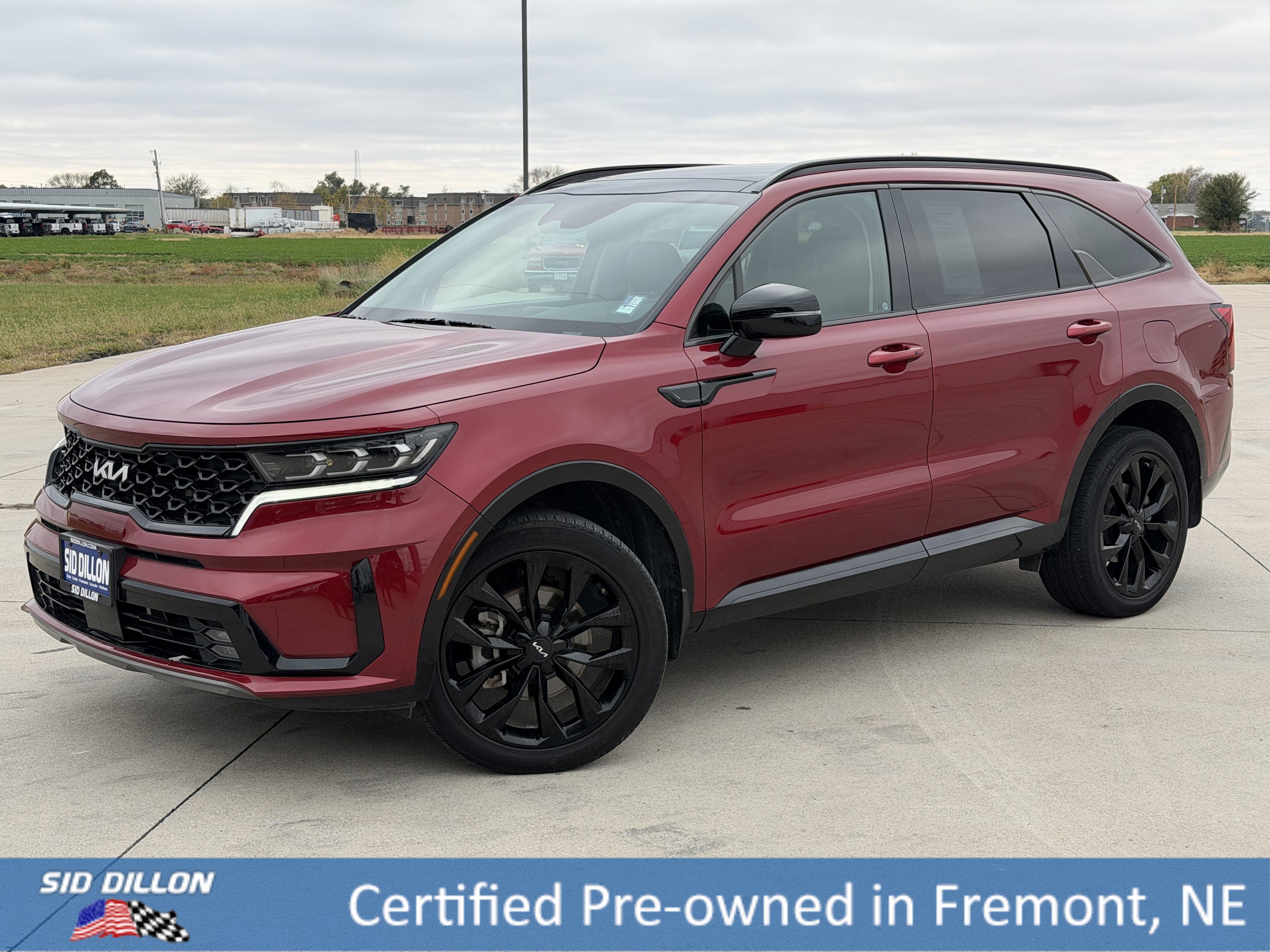 2023 Kia Sorento SX's photo