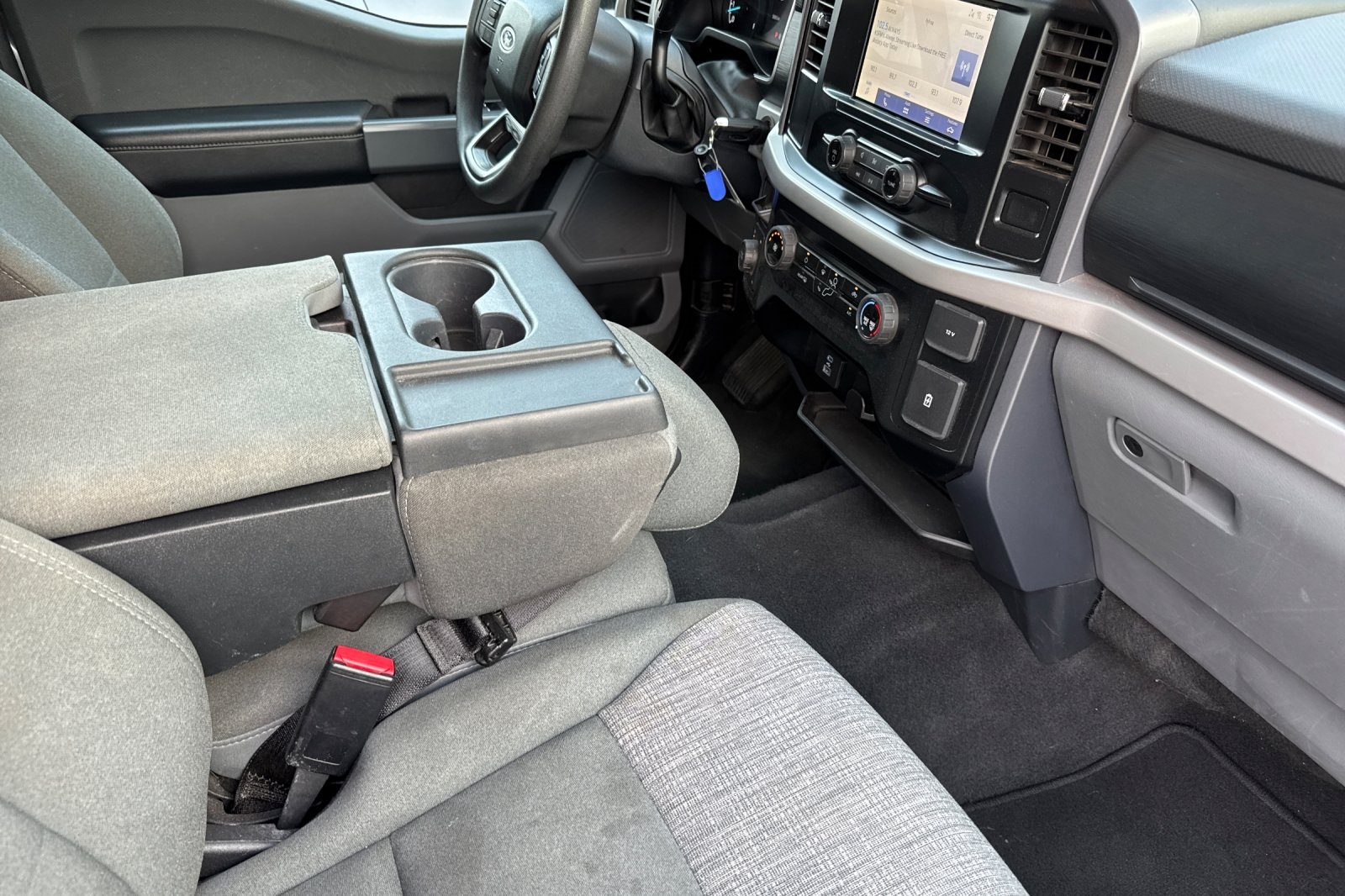 2023 Ford F-150 XLT photo 16