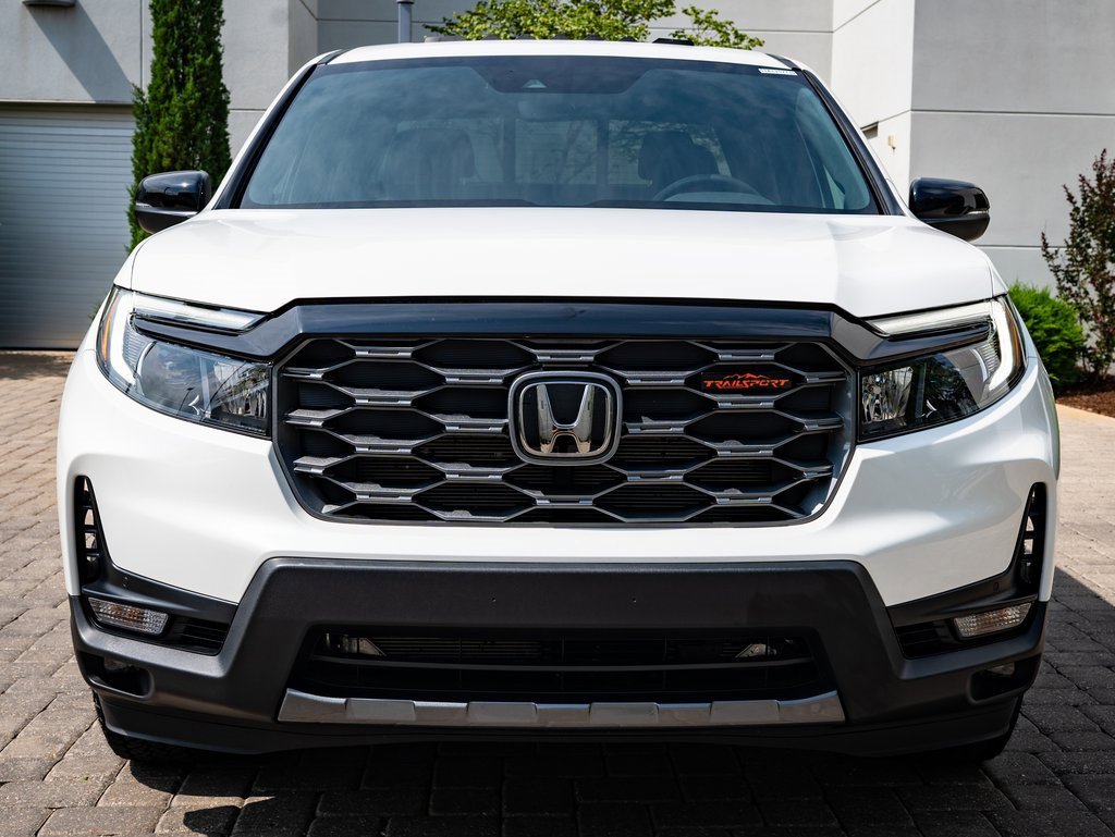 2025 Honda Ridgeline TrailSport photo 2