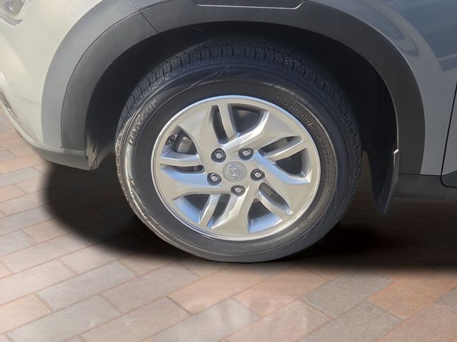 2020 Hyundai Venue SEL photo 4