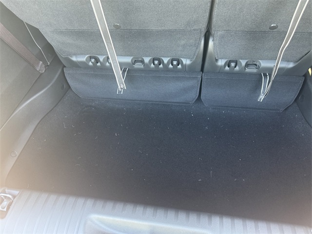 2026 Chrysler Pacifica photo 11