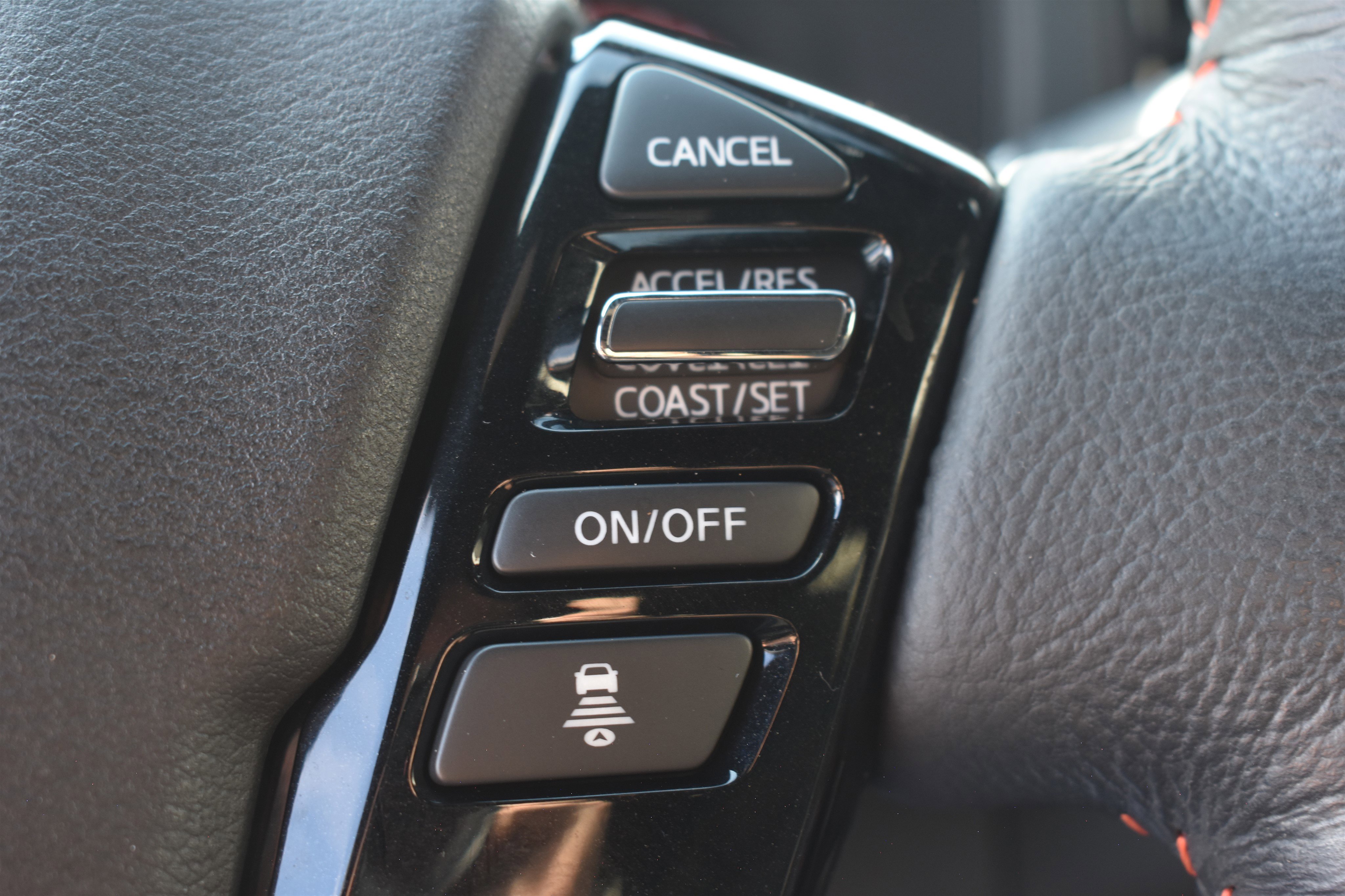 2022 Nissan Frontier Crew Cab photo 10
