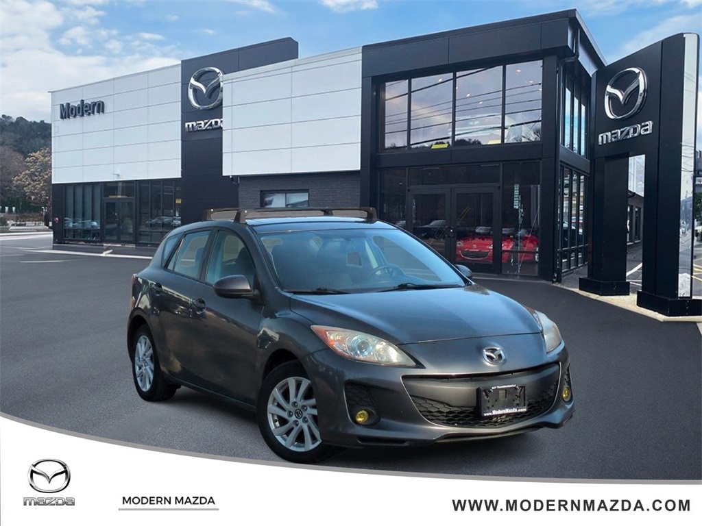2013 Mazda MAZDA3 i Touring's photo