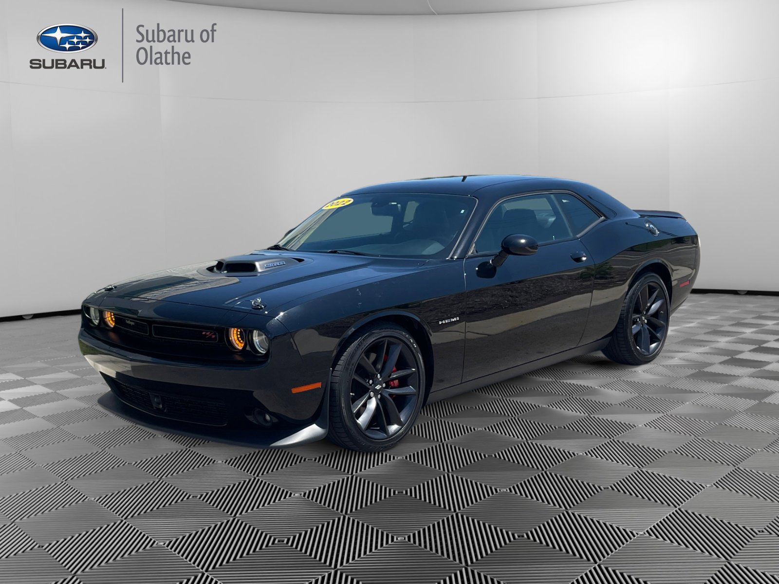 2022 Dodge Challenger R/T Shaker photo 12