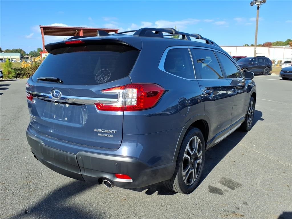 2023 Subaru Ascent Limited photo 2