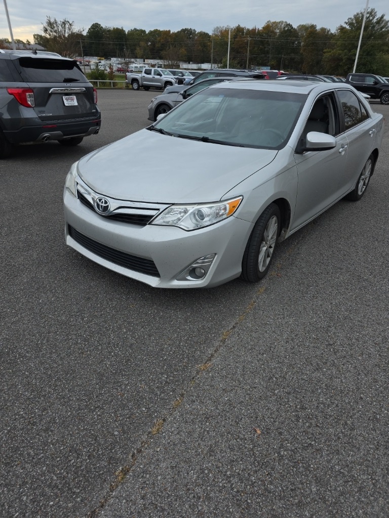 2012 Toyota Camry XLE's photo