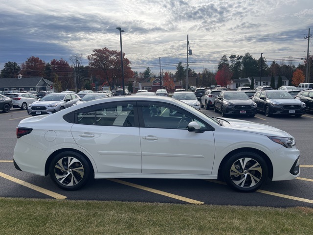 2025 Subaru Legacy Premium photo 4