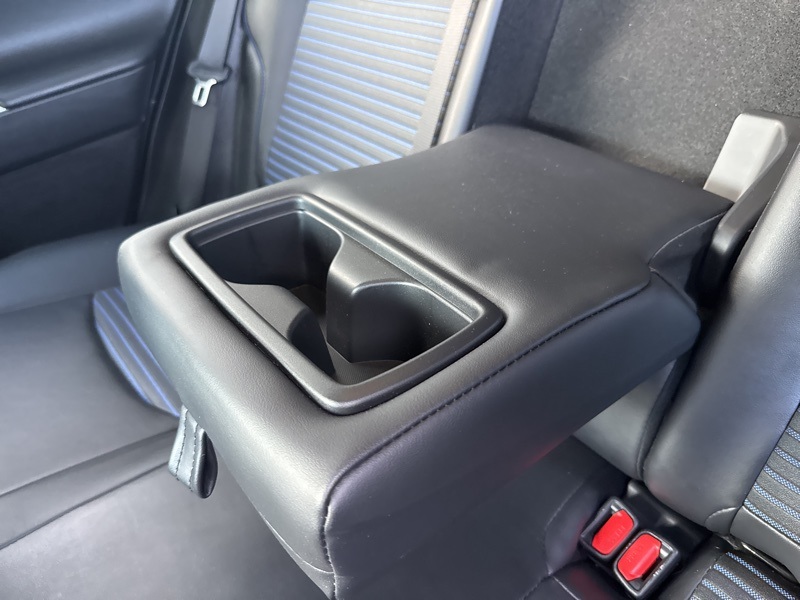 2023 Toyota RAV4 Hybrid XSE photo 35