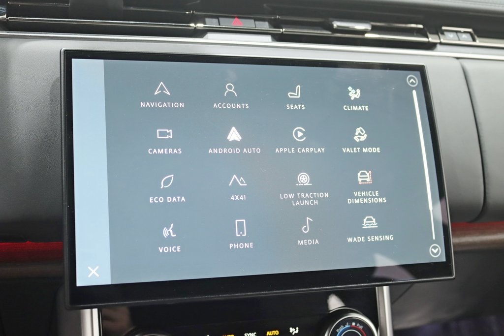 2023 Land Rover Range Rover SE photo 20