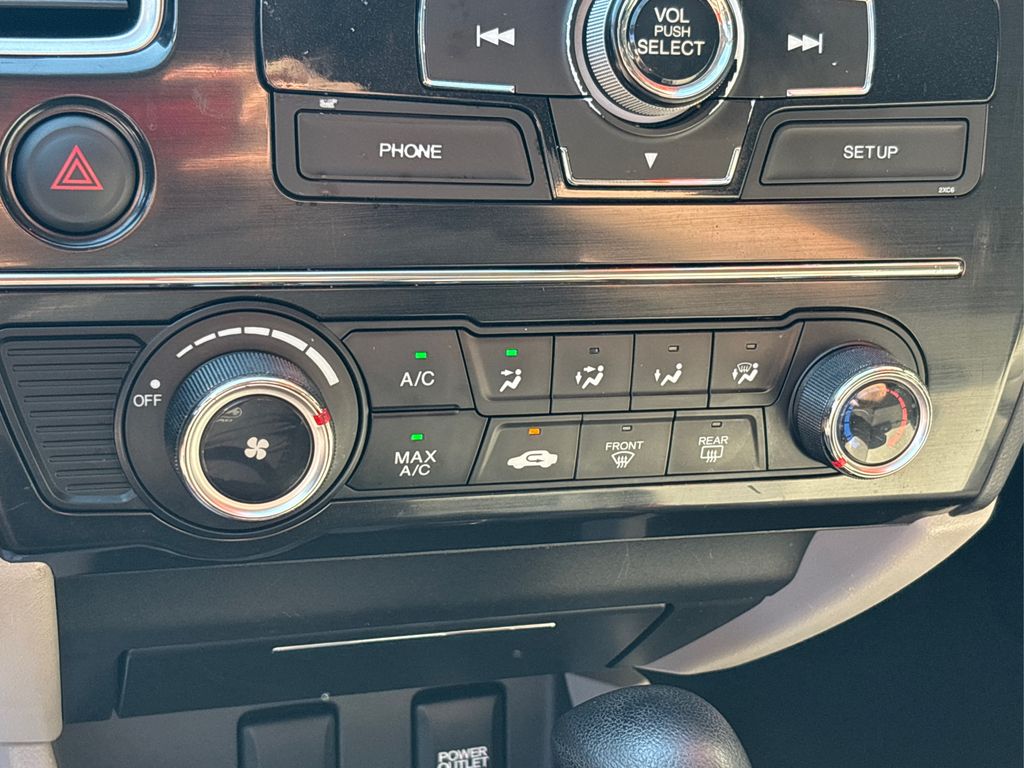 2013 Honda Civic LX photo 24
