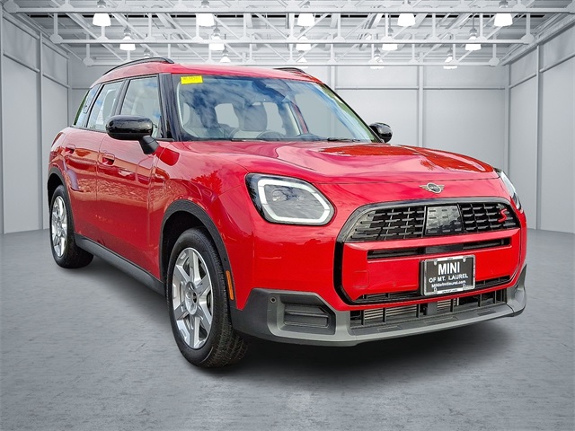 2025 Mini Countryman Base photo 3