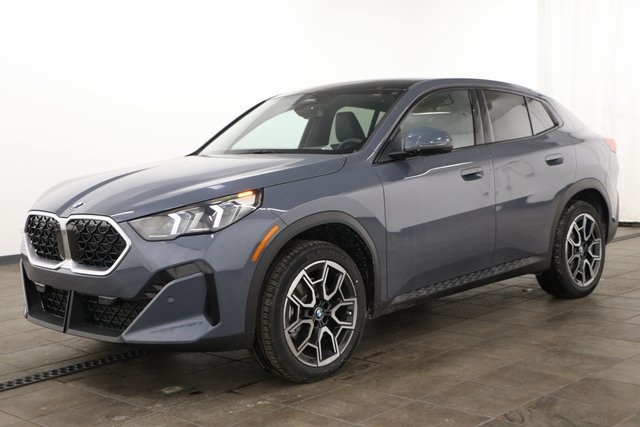 2025 BMW X2 28i's photo