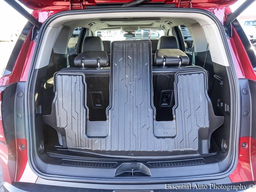 2023 GMC ACADIA - Image 28