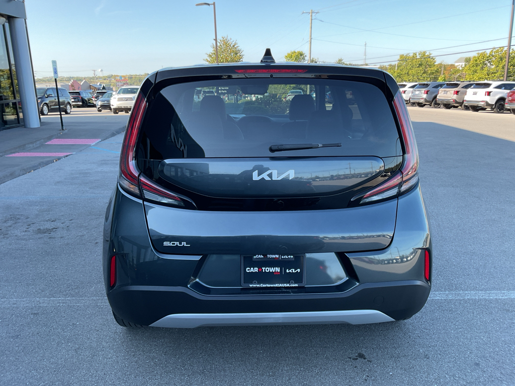 2023 Kia Soul LX photo 6