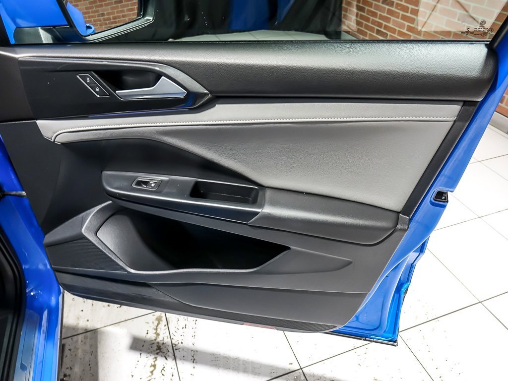 2023 VOLKSWAGEN TAOS - Image 30