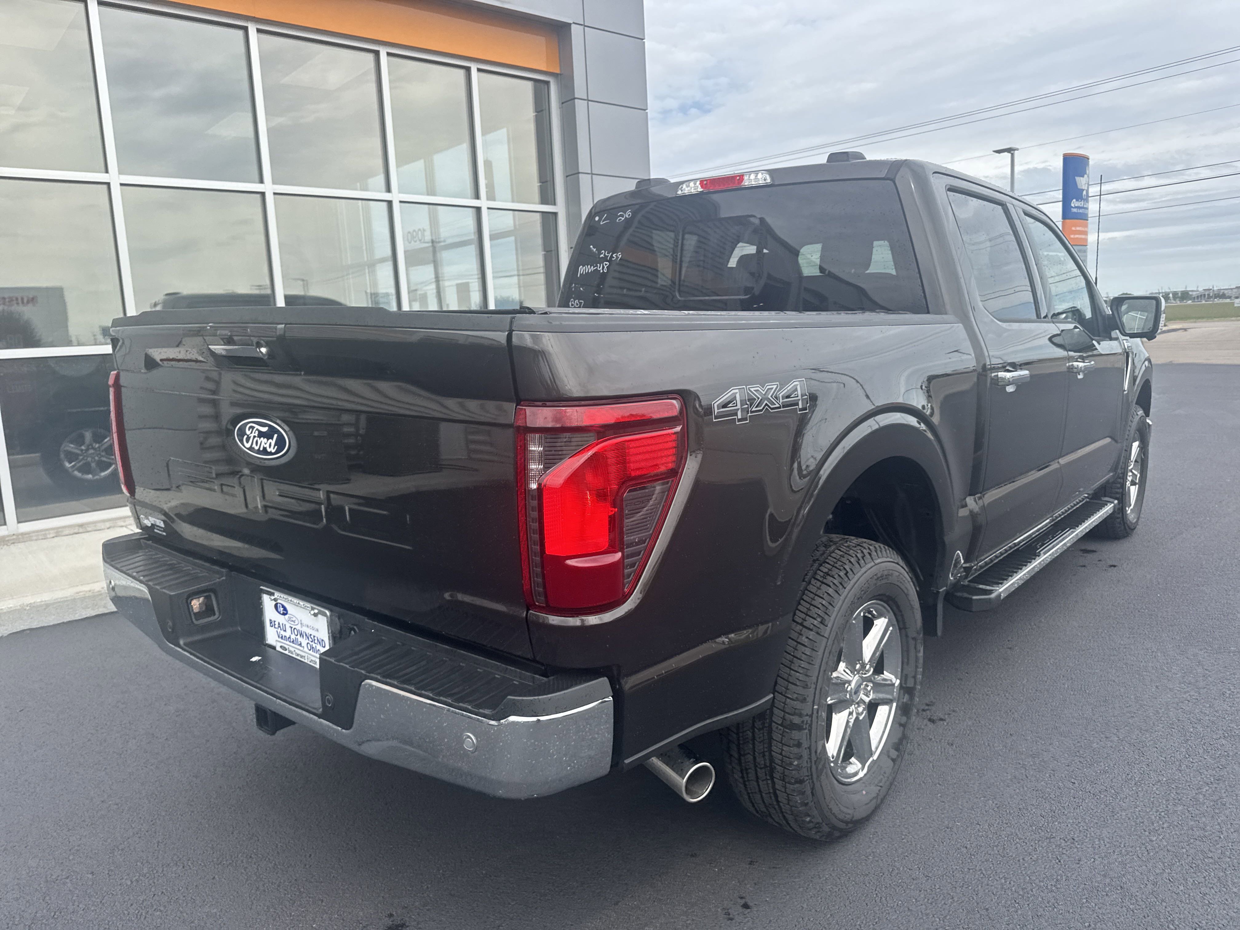 2024 Ford F-150 XLT photo 4