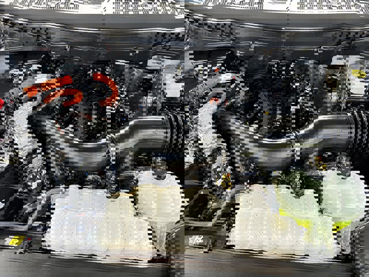 2024 Ford F-150 Platinum photo 8