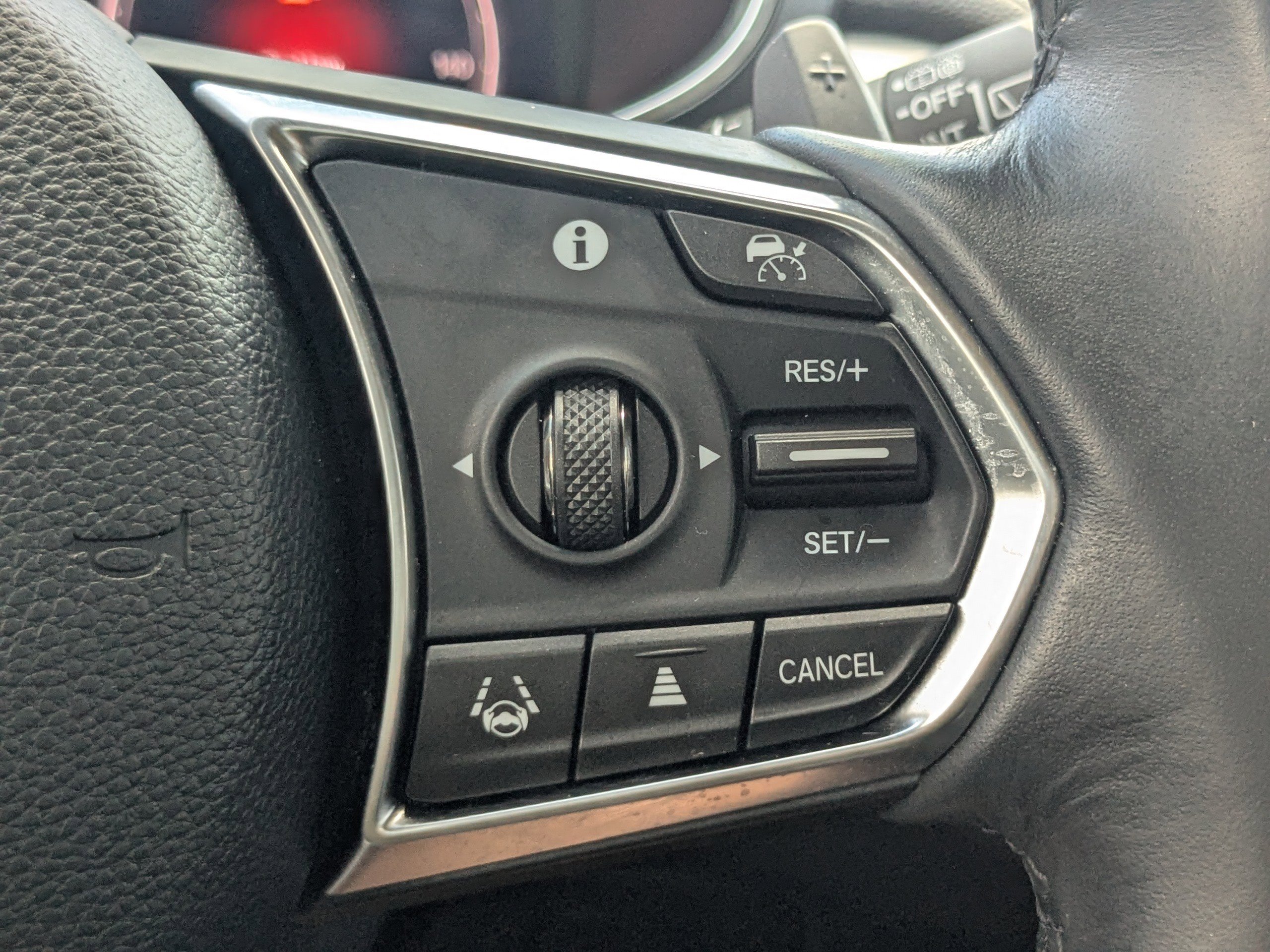 2023 Acura MDX SH-AWD photo 29