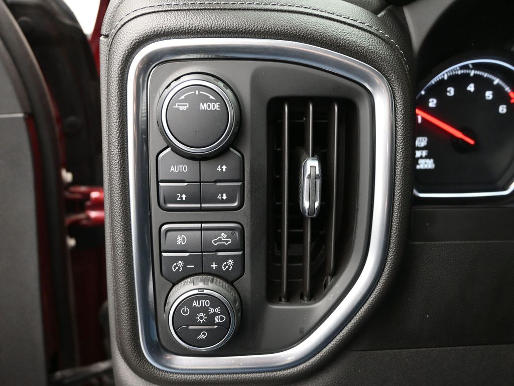 2020 Chevrolet Silverado 1500 LTZ photo 16