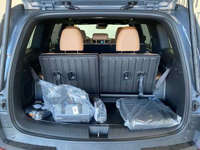 2025 Hyundai Santa Fe Limited Sport photo 31