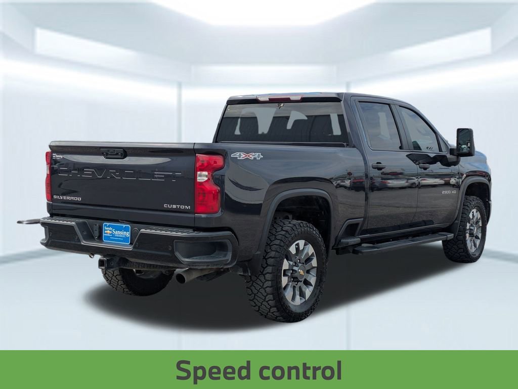 2024 Chevrolet Silverado 2500HD Custom photo 5