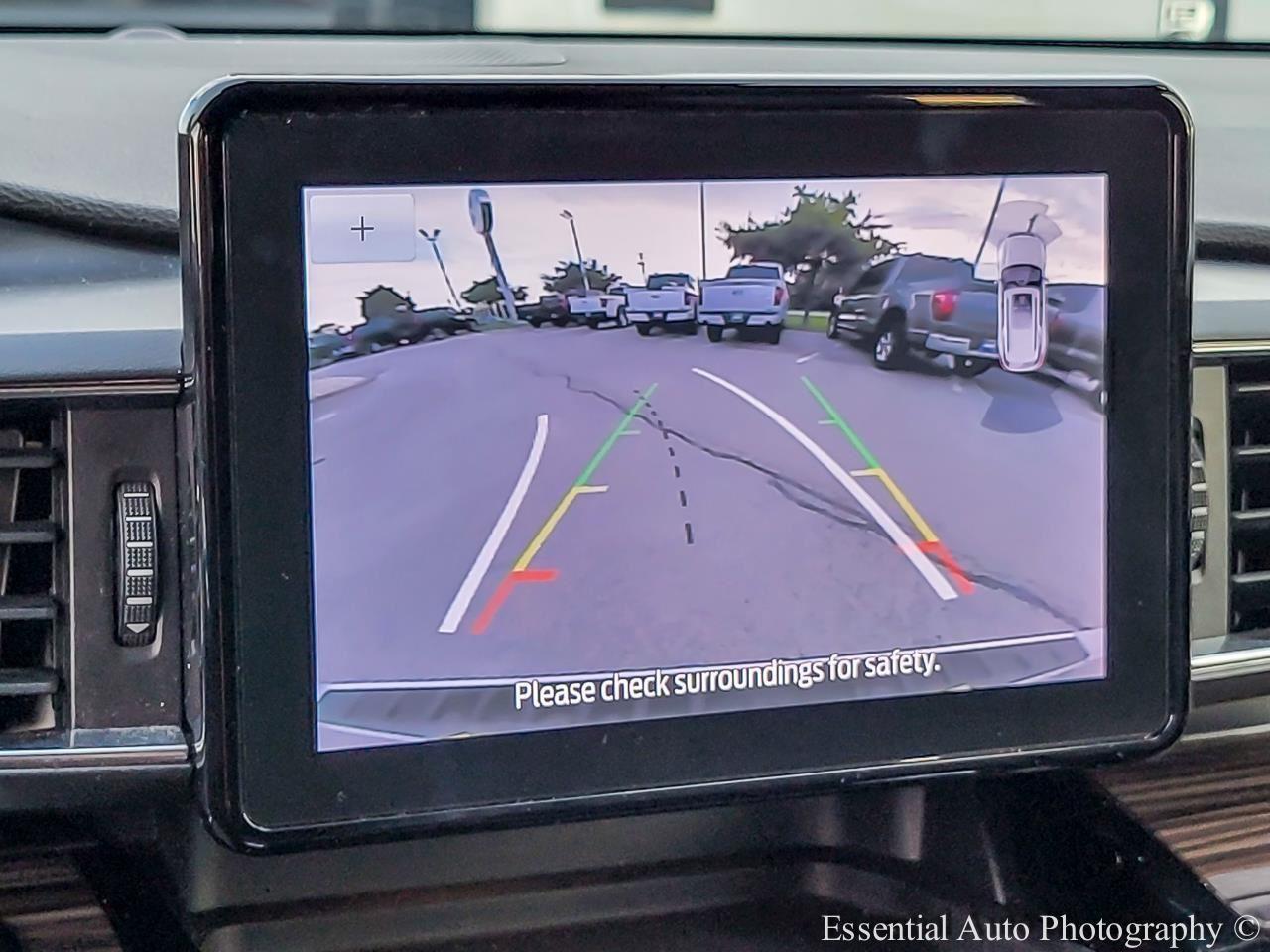 2024 Ford Explorer Limited photo 4