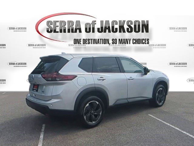 2024 Nissan Rogue SV photo 8