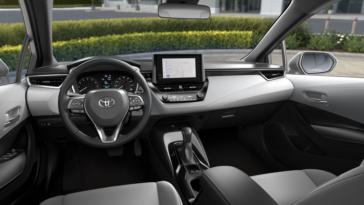 2025 Toyota Corolla SE photo 18