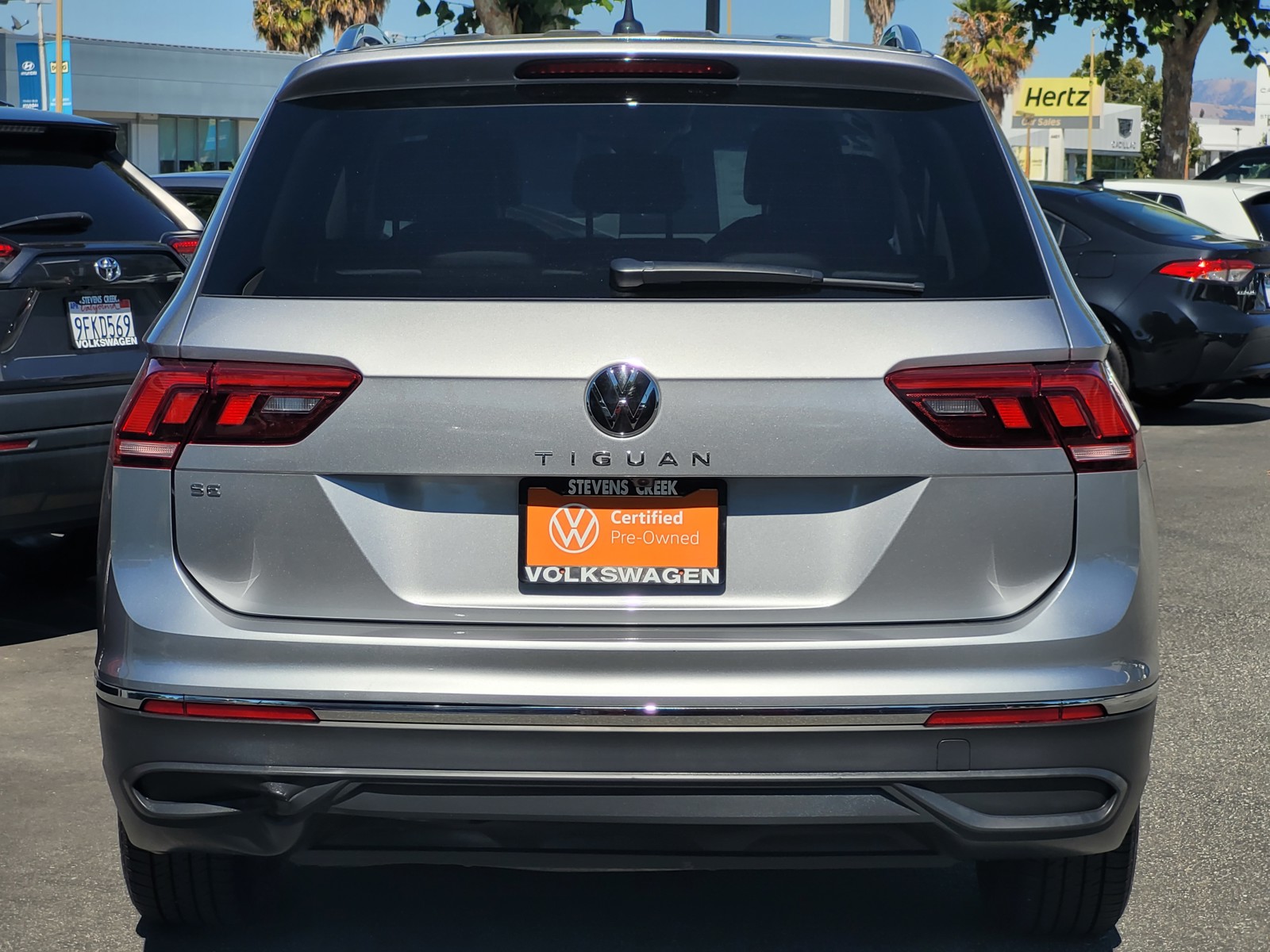 2024 Volkswagen Tiguan SE Wolfsburg Edition photo 4