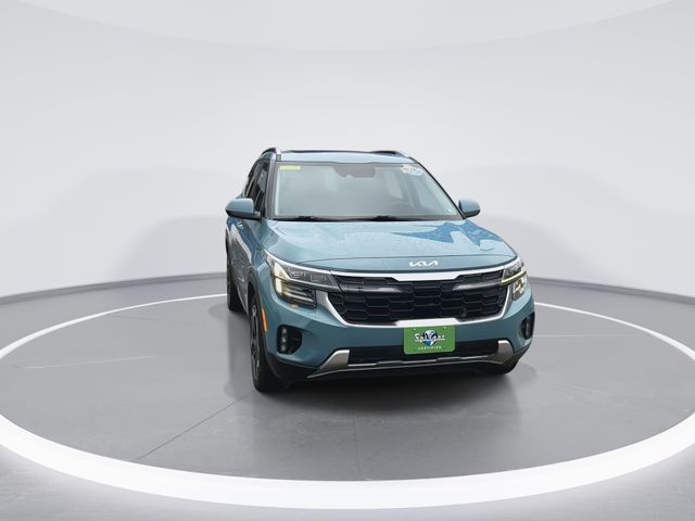 2024 Kia Seltos SX photo 3