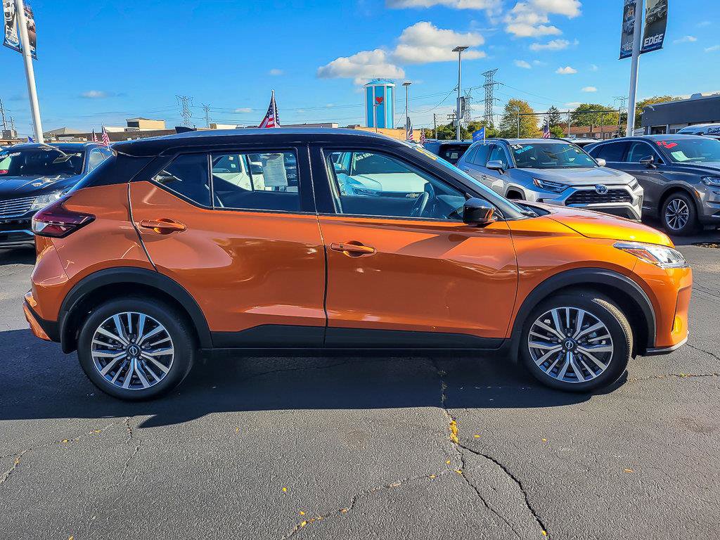 2023 NISSAN KICKS - Image 10