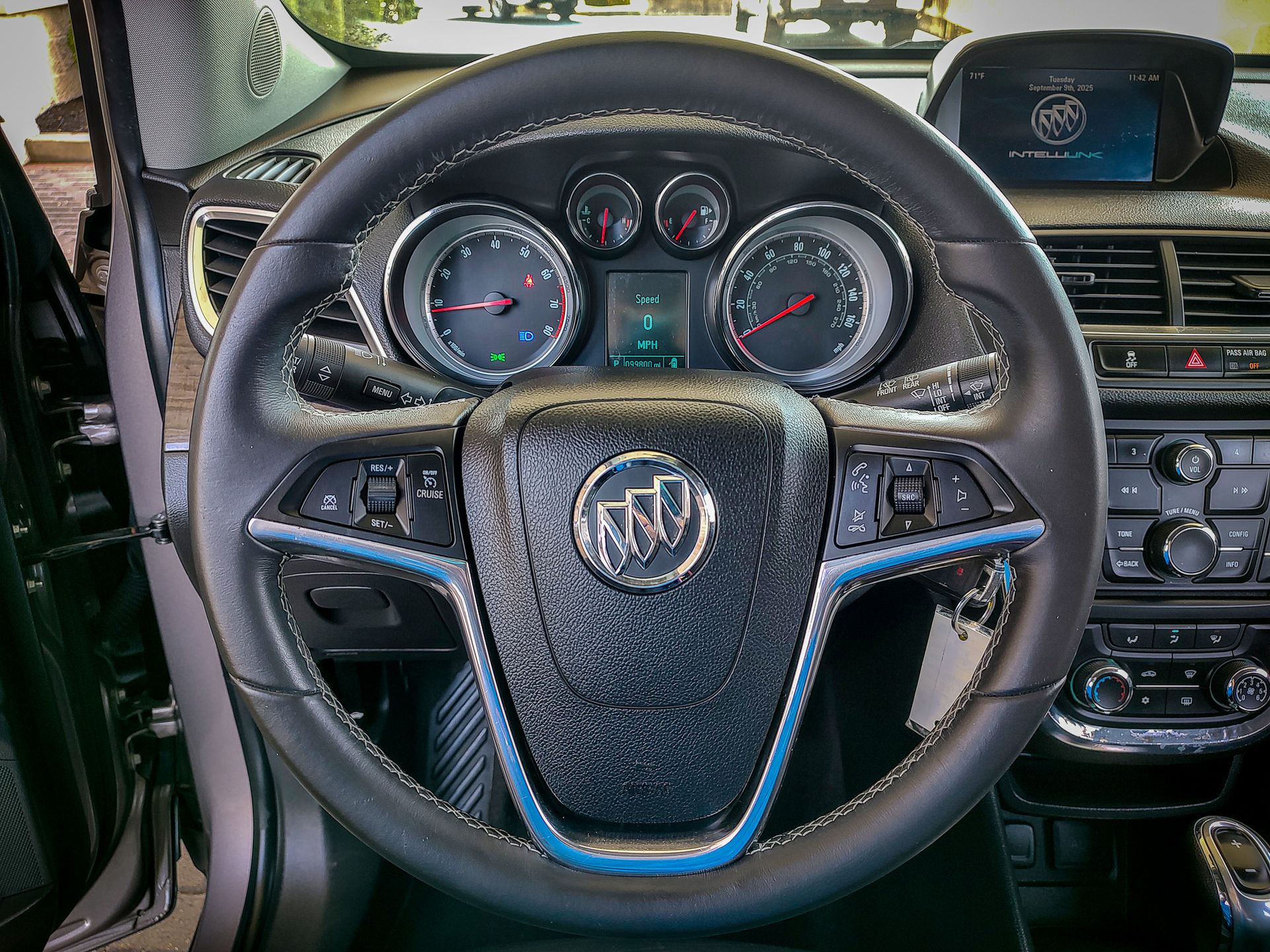2015 Buick Encore Base photo 3